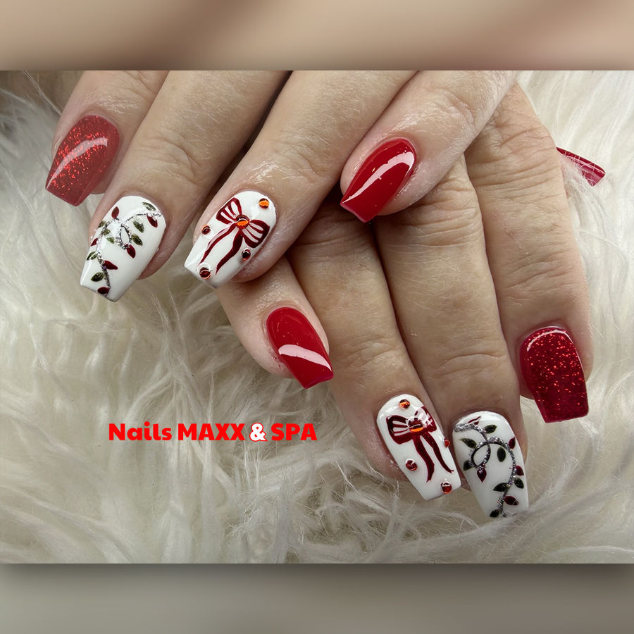 Nails at Nails MAXX & SPA